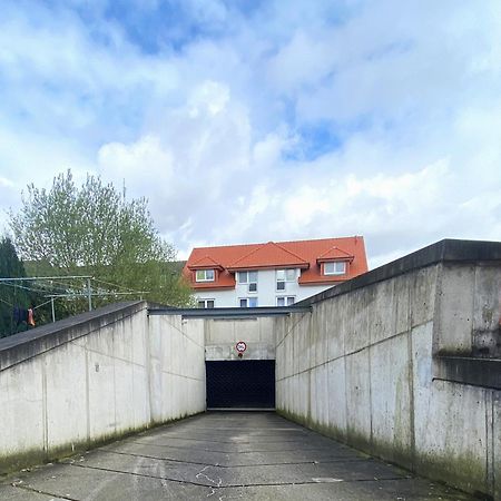 Schoelerberg Apartment Mit Tiefgaragenparkplatz Und Kingsize-Bett Osnabruck Bagian luar foto